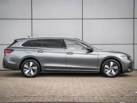 Volkswagen Passat thumbnail 3