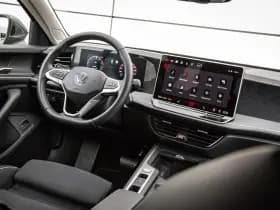 Volkswagen Passat thumbnail 32