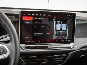 Volkswagen Passat thumbnail 40