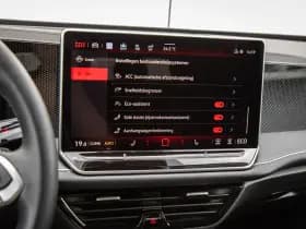 Volkswagen Passat thumbnail 42