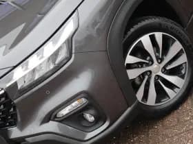 Suzuki S-Cross thumbnail 14