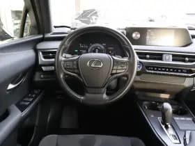 Lexus UX thumbnail 23