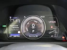 Lexus UX thumbnail 24