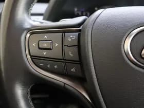 Lexus UX thumbnail 26