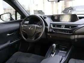 Lexus UX thumbnail 36