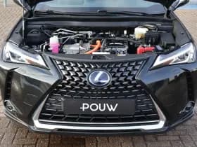 Lexus UX thumbnail 37