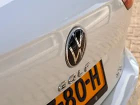 Volkswagen Golf thumbnail 36