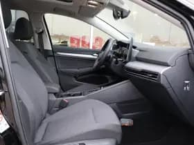 Volkswagen Golf thumbnail 17