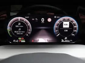 Volkswagen Golf thumbnail 22