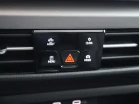 Volkswagen Golf thumbnail 30