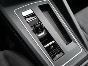 Volkswagen Golf thumbnail 31