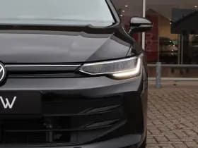 Volkswagen Golf thumbnail 32