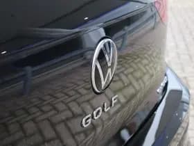 Volkswagen Golf thumbnail 35