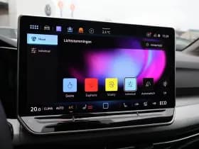 Volkswagen Golf thumbnail 41
