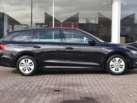 Škoda Octavia thumbnail 3