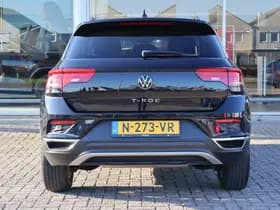 Volkswagen T-Roc thumbnail 11