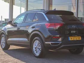 Volkswagen T-Roc thumbnail 12