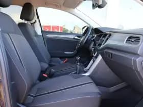 Volkswagen T-Roc thumbnail 15