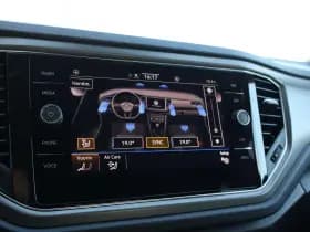 Volkswagen T-Roc thumbnail 29