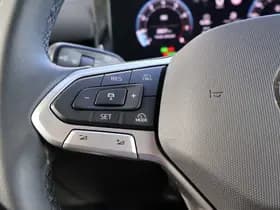 Volkswagen T-Roc thumbnail 22