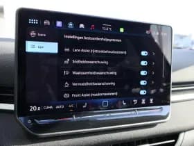 Volkswagen T-Roc thumbnail 27