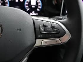 Volkswagen Golf thumbnail 23