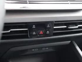 Volkswagen Golf thumbnail 29