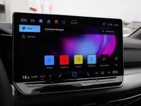 Volkswagen Golf thumbnail 36