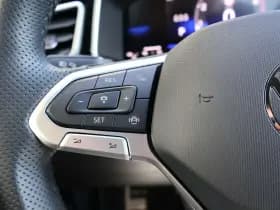 Volkswagen T-Roc thumbnail 23