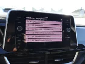 Volkswagen T-Roc thumbnail 35