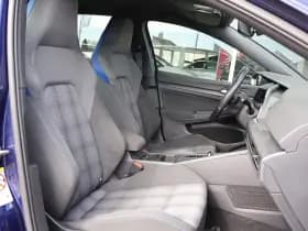 Volkswagen Golf thumbnail 4