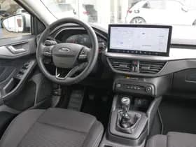 Ford Focus thumbnail 32