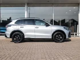 Volkswagen Tiguan thumbnail 3