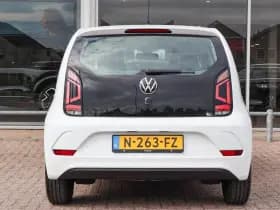Volkswagen Up! thumbnail 11