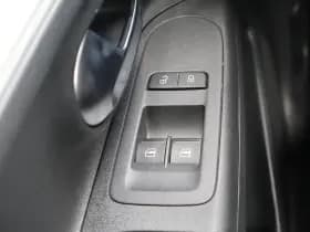Volkswagen Up! thumbnail 17