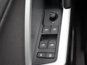 Audi Q3 thumbnail 32