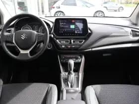 Suzuki S-Cross thumbnail 5