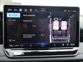Volkswagen Tiguan thumbnail 40