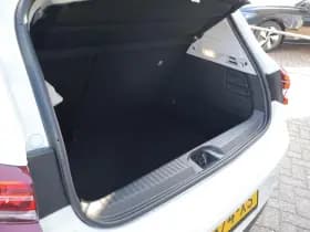 Renault Clio thumbnail 19