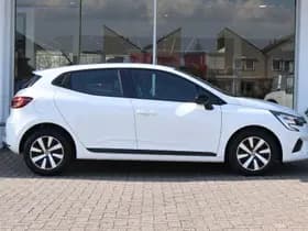 Renault Clio thumbnail 3