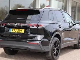 Volkswagen Tiguan thumbnail 2