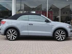 Volkswagen T-Roc thumbnail 3