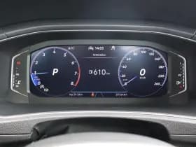 Volkswagen T-Roc thumbnail 21