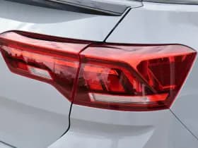Volkswagen T-Roc thumbnail 37