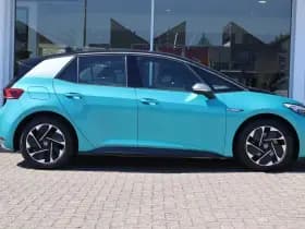 Volkswagen ID.3 thumbnail 3
