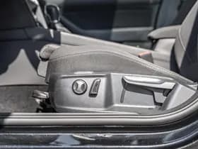 Volkswagen Passat thumbnail 21