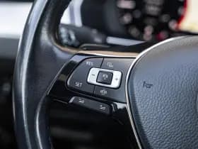 Volkswagen Passat thumbnail 24