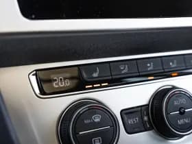 Volkswagen Passat thumbnail 30