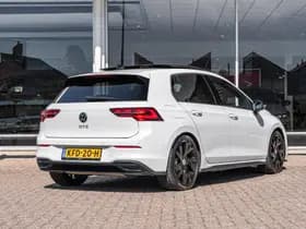 Volkswagen Golf thumbnail 2