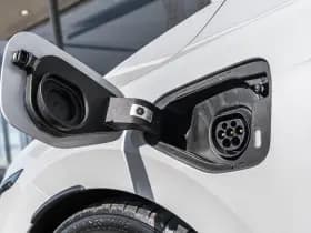 Volkswagen Golf thumbnail 15